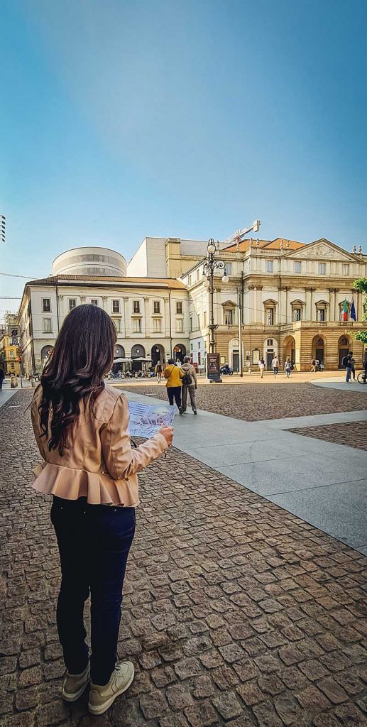 Le curiosità di Piazza della Scala per una Milano insolita